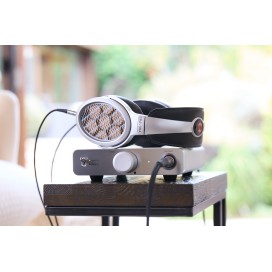 modello demo: Warwick Acoustics Bravura System Silver