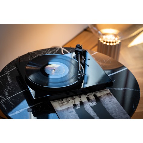 Pro-Ject Debut EVO 2