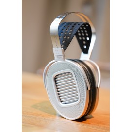 Planar & Tube, Large: Hifiman HE1000 Unveiled + Cayin HA-3A