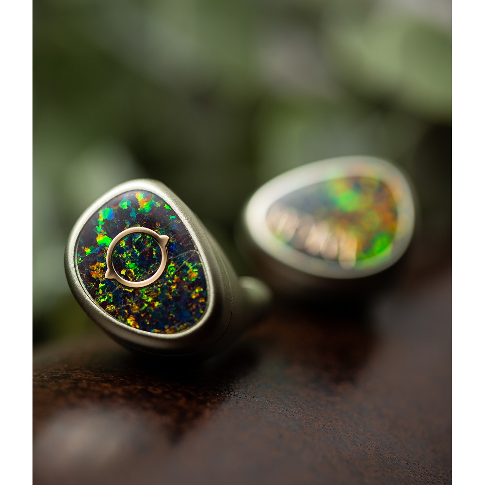Lime Ears Terra view
